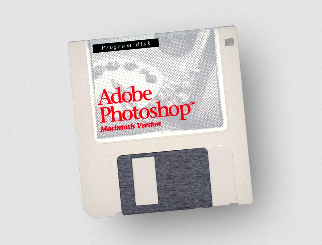 Программный диск с Photoshop 1.0, готовый к установке на Macintosh.  