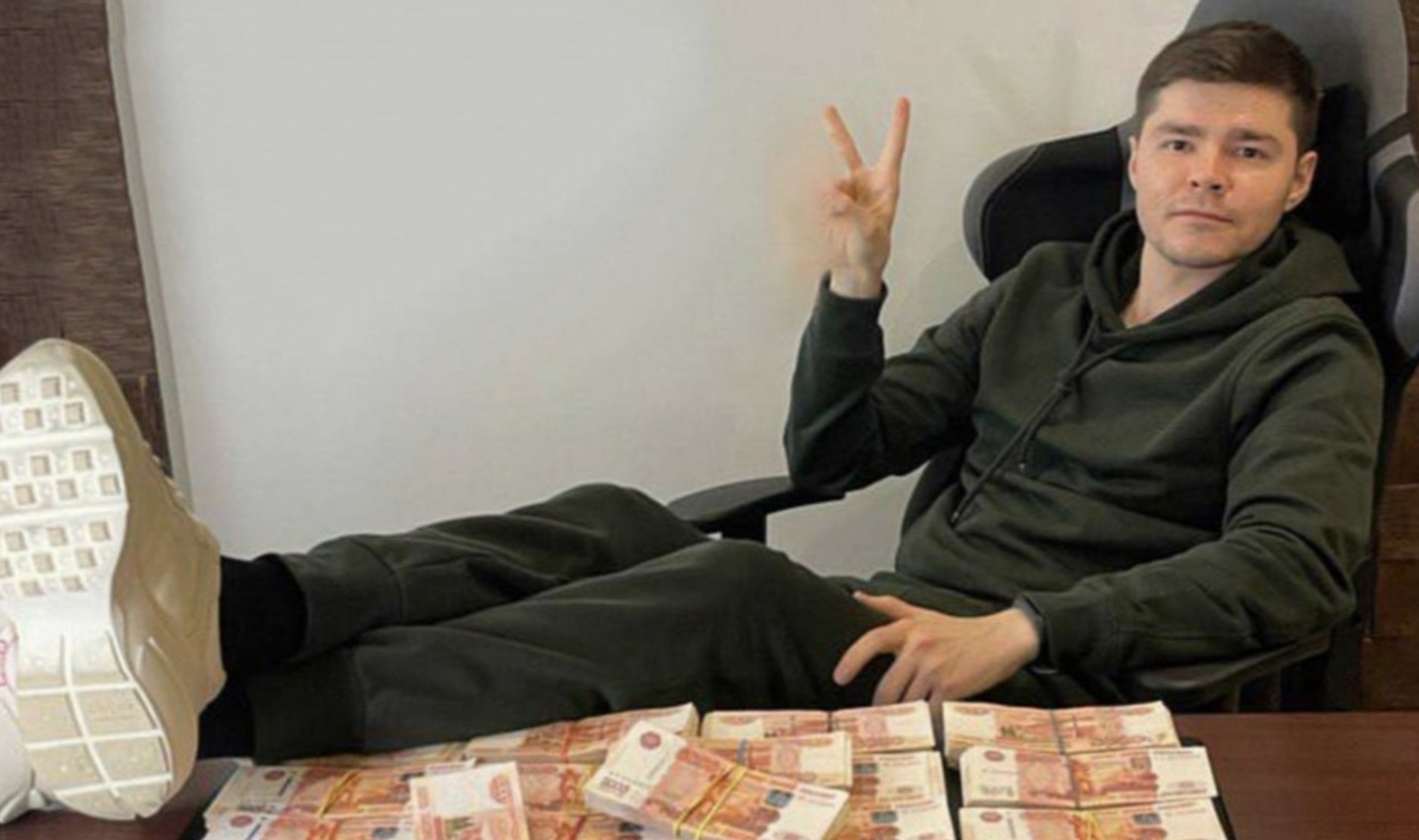 Один из таких учителей... бывших.  