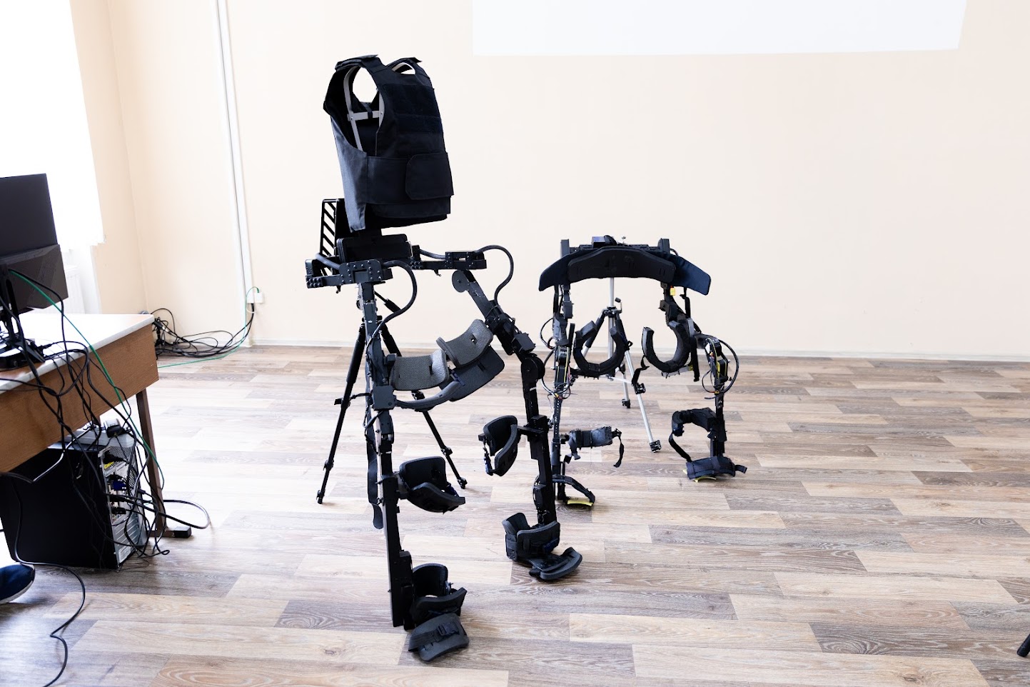 Экзоскелеты от компании "ТСР". Фото Анастасии Андреевны Чупик. 