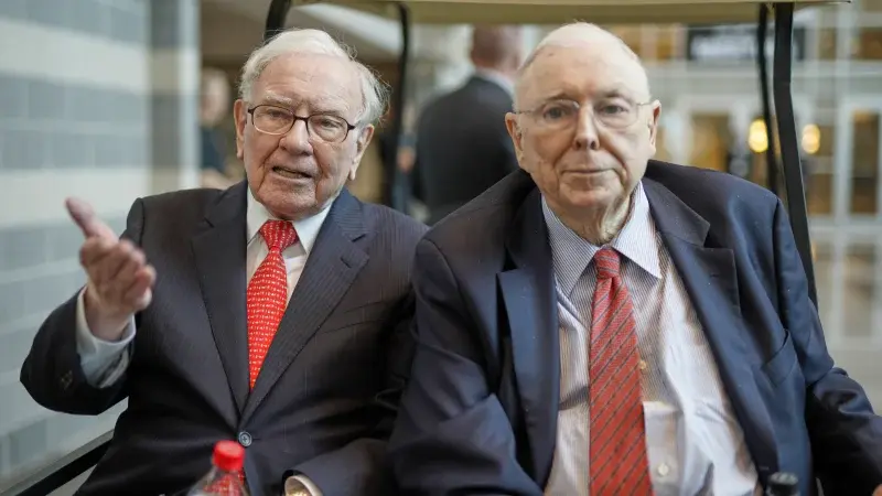 Мангер - друг и партнер Баффета