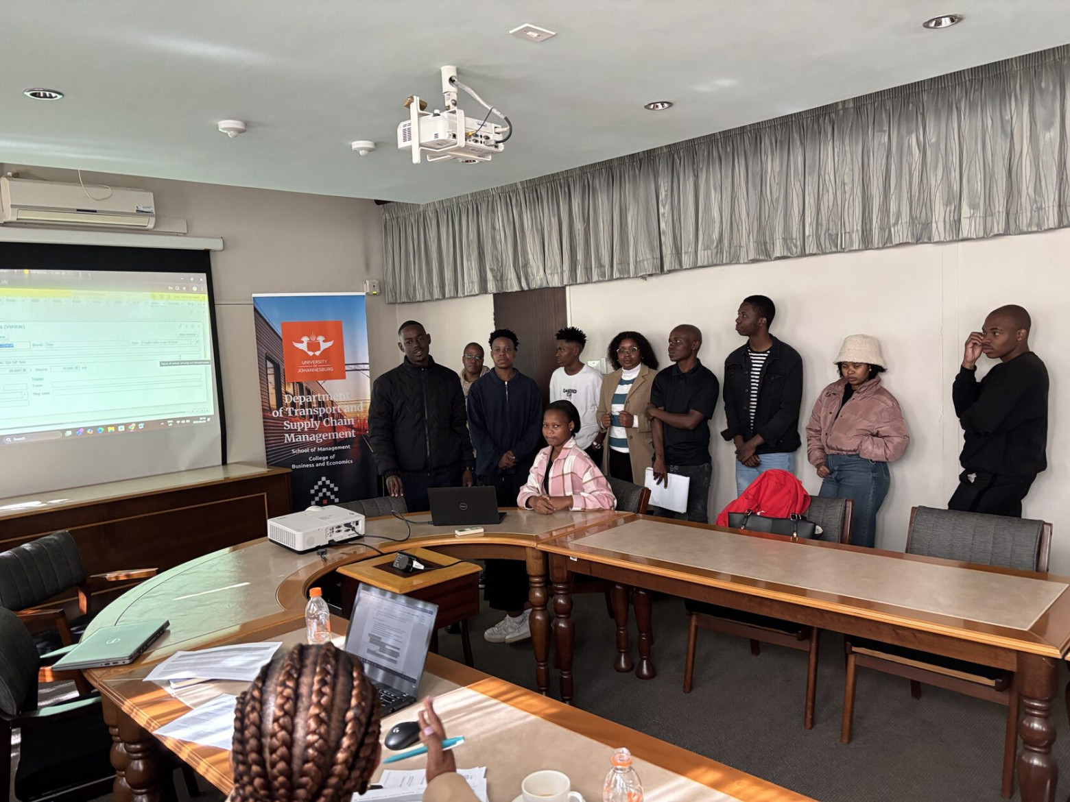 Так есть ли английский в 1С? - 3