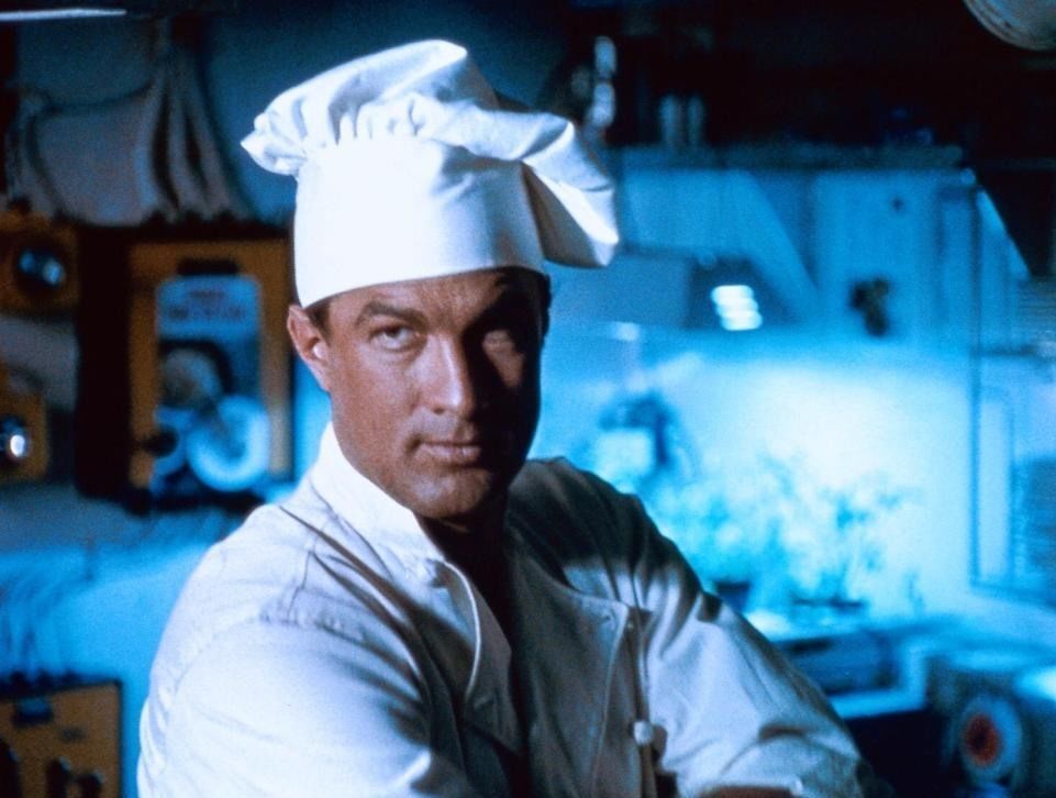 <p>Тогда мы стали продавцами, пекарями и закупщиками.</p>