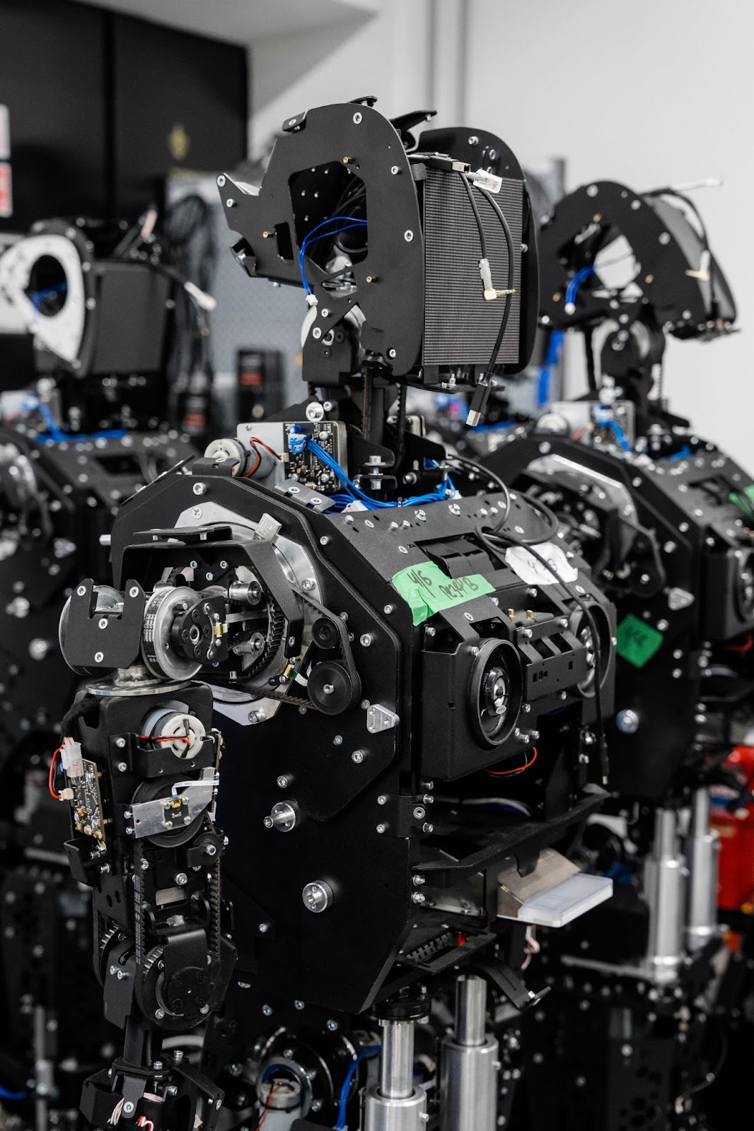 Ещё голенький