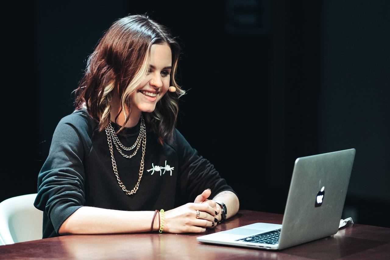 Как айтишная пара ушла из найма и запустила стартап с AI-стилистом - 8