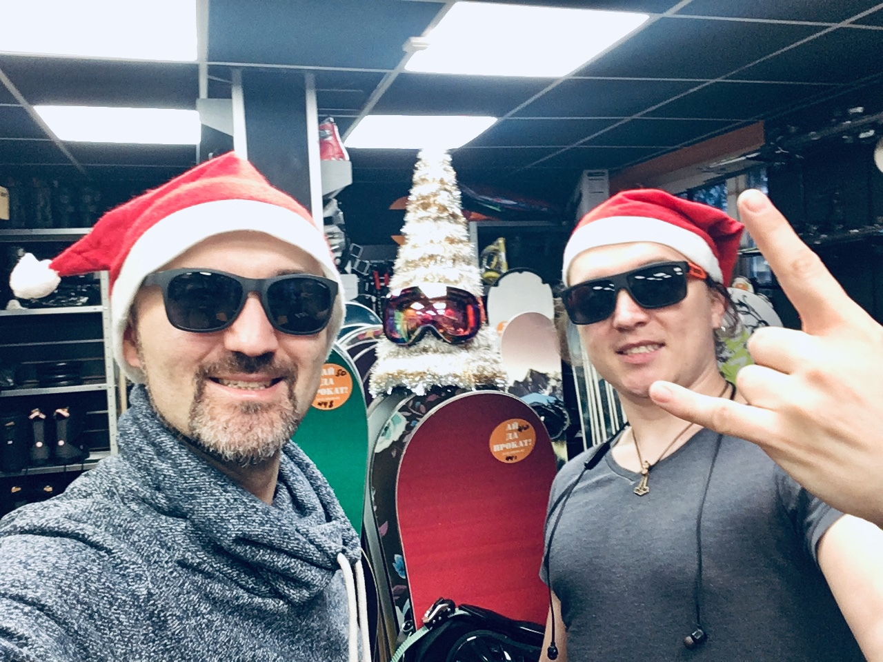 Все жалуются на сезонность, а я просто меняю вывеску и делаю 20 млн в год - 2 Все жалуются на сезонность, а я просто меняю вывеску и делаю 20 млн в год - 2