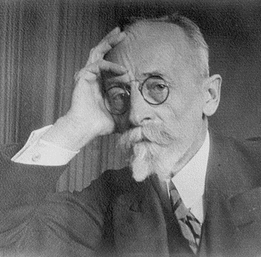 Кароль Адамецкий (источник: wikipedia.org)    