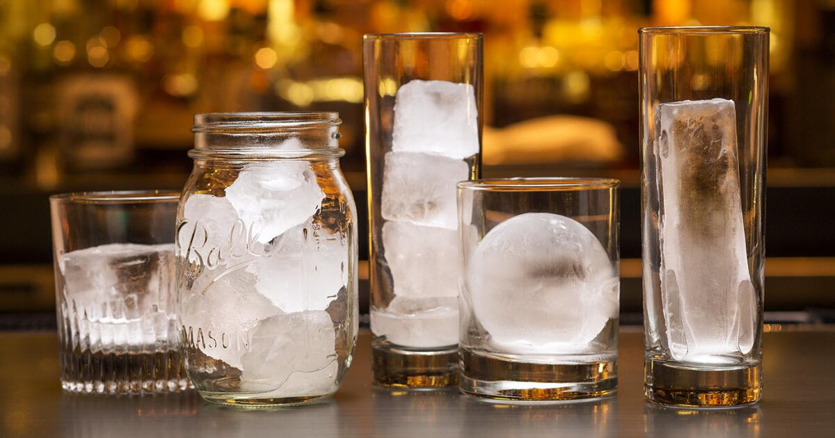 Большой кубик весом 125 грамм не разбавляет виски за полчаса