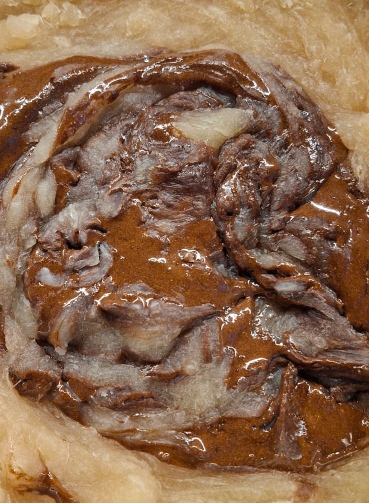 Мыльная паста меняет цвет после добавления мёда и имбиря