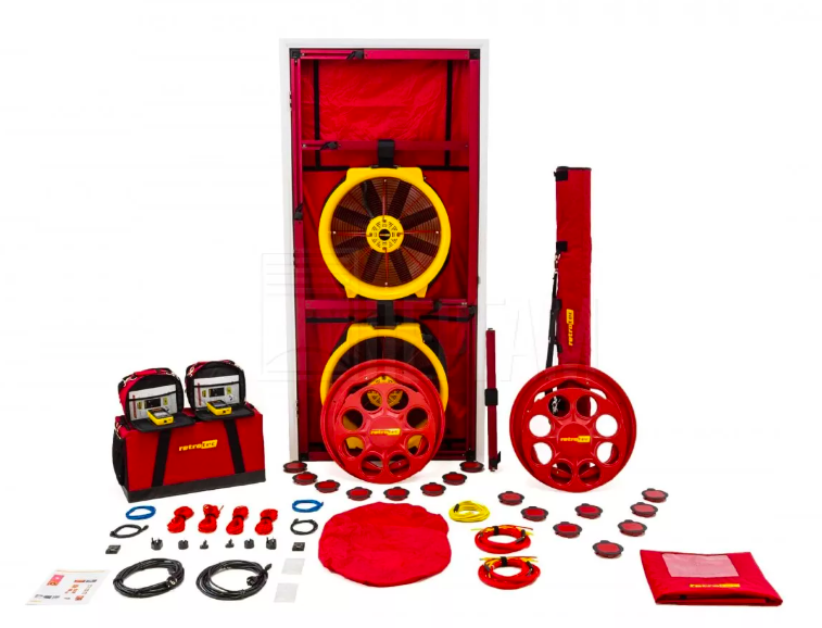 У хороших застройщиков есть специальные аэродвери, которые как раз проверяют насколько правильно выполнена работа по изоляции, но у местных застройщиков я ни разу такого не видела, дорого.