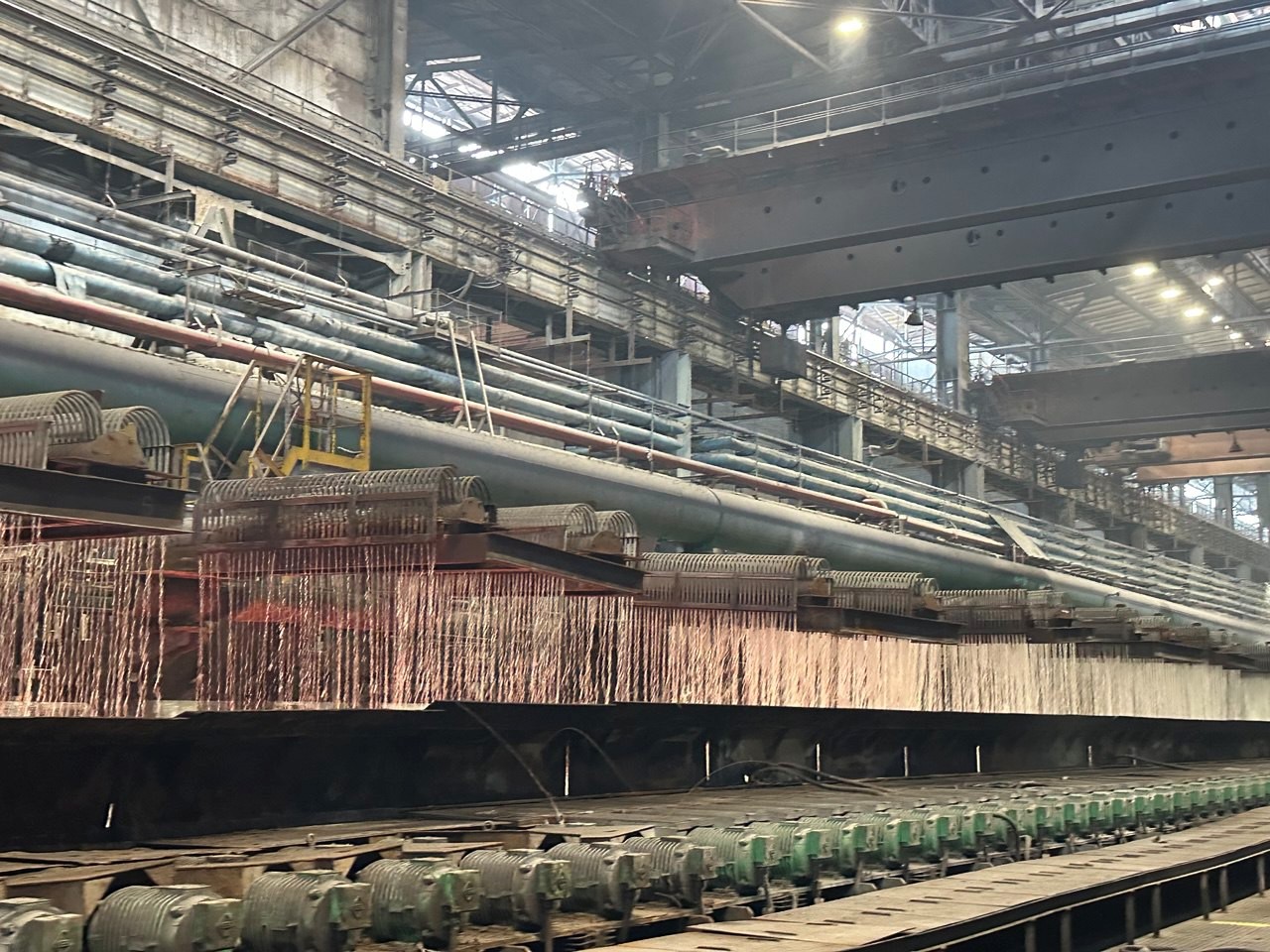 Среди кокса, шлака, валков и лебедей: день на металлургическом комбинате - 35 Среди кокса, шлака, валков и лебедей: день на металлургическом комбинате - 35