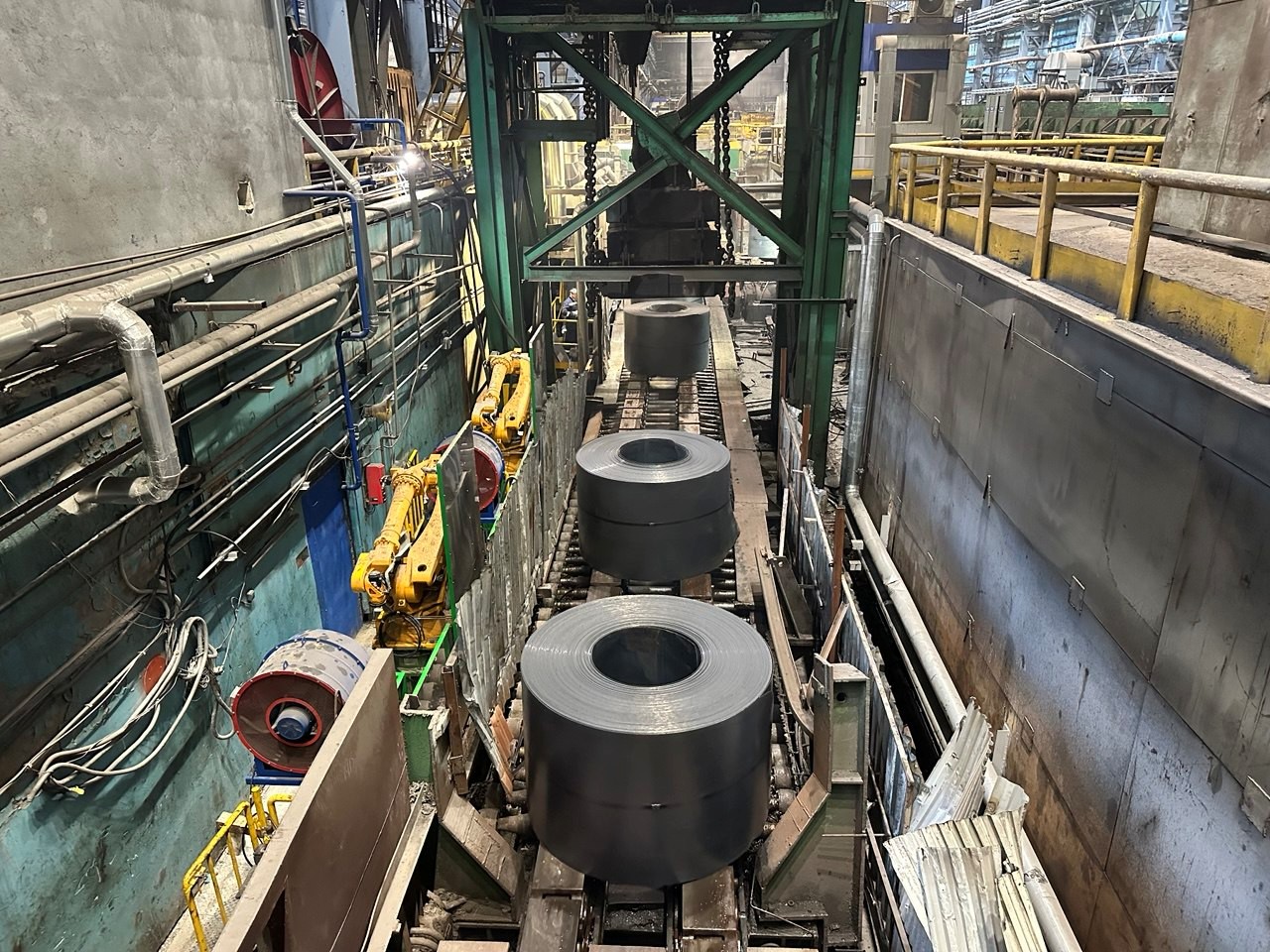 Среди кокса, шлака, валков и лебедей: день на металлургическом комбинате - 37 Среди кокса, шлака, валков и лебедей: день на металлургическом комбинате - 37