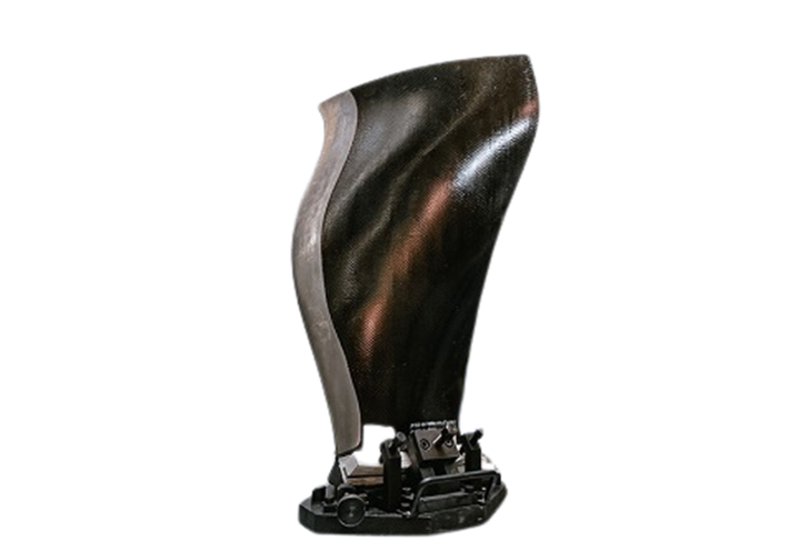 Углепластиковая лопатка авиационного двигателя сделана с помощью 3D-тканной преформы «Карбонтекса»  