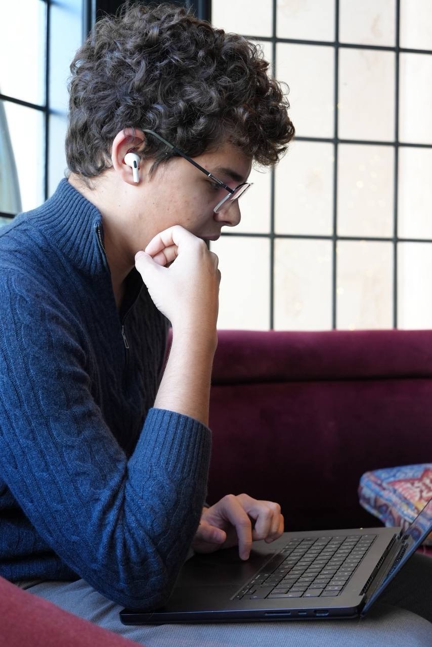 Студент из России выиграл хакатон в Америке - 2