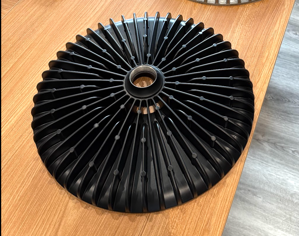 Инженер-программист рассказал, какие уроки он усвоил при запуске самой яркой в мире лампы - 4