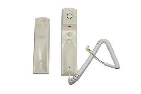 Мы потратили два года и 30 млн, чтобы сделать 30 диктофонов