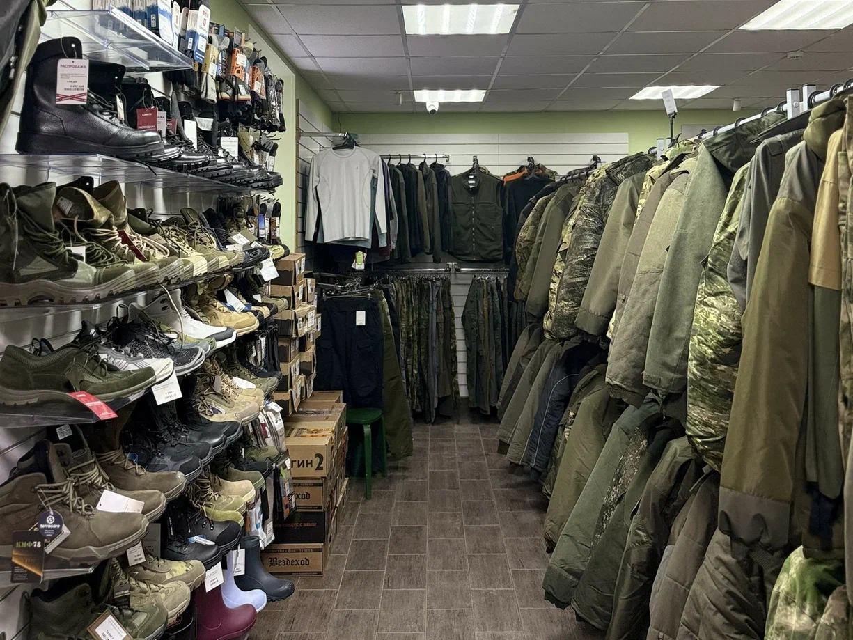 Почти 100% нашего ассортимента — отечественные бренды, и мы хотим часть товара шить сами под своей маркой. 