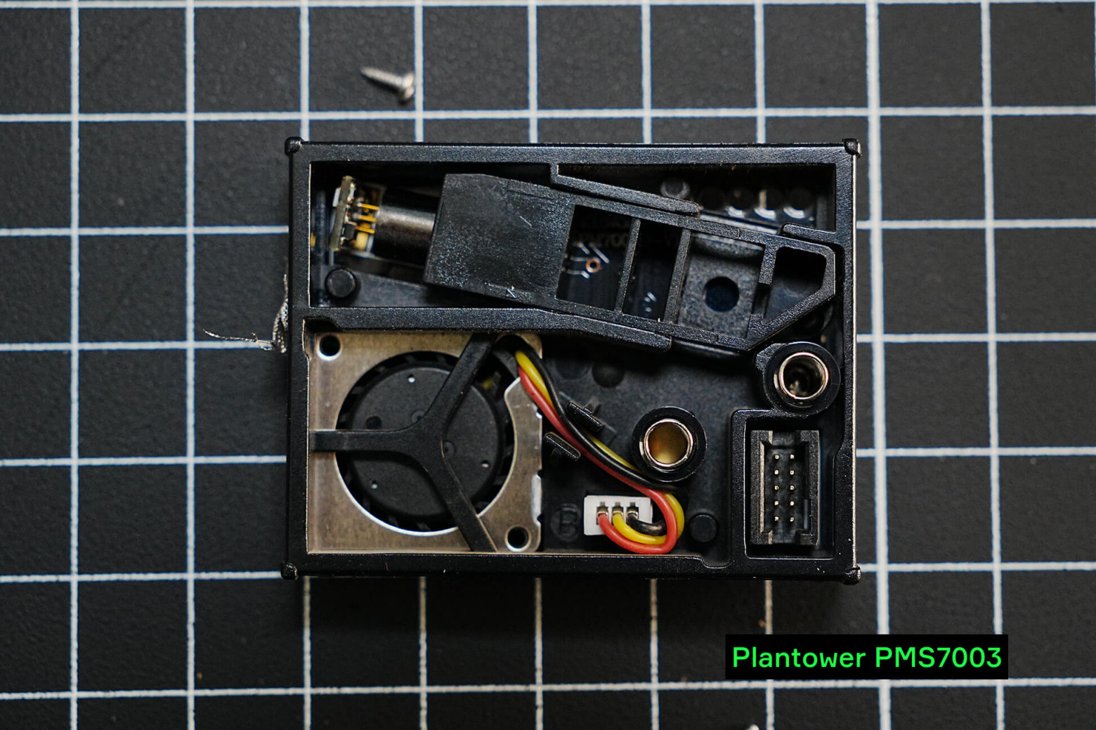 Камера измерения Plantower PMS7003