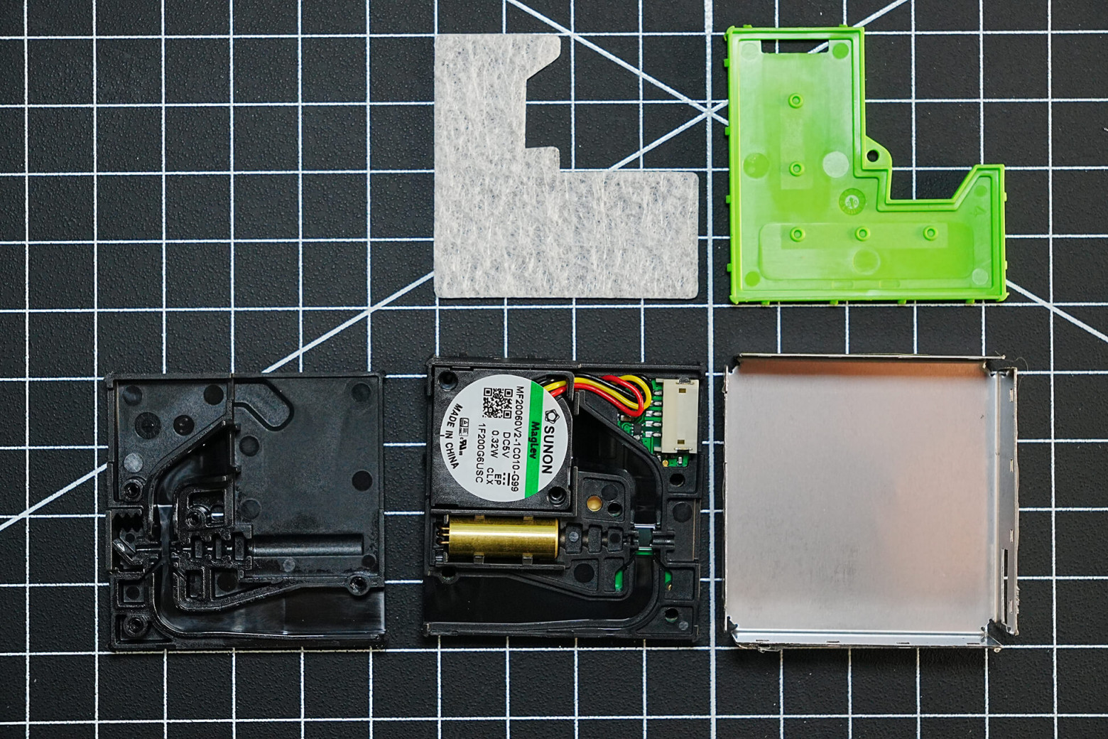 Разобранный Sensirion SPS30