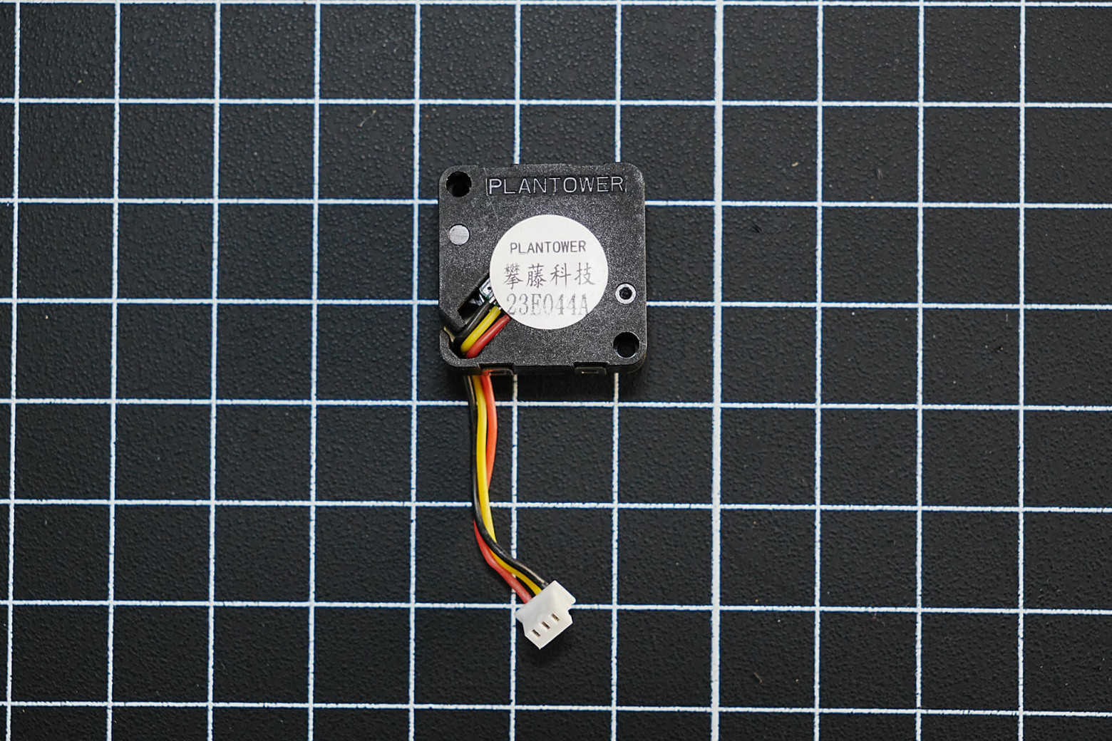 Plantower vs Sensirion — вскрываем лазерные датчики пыли - 8