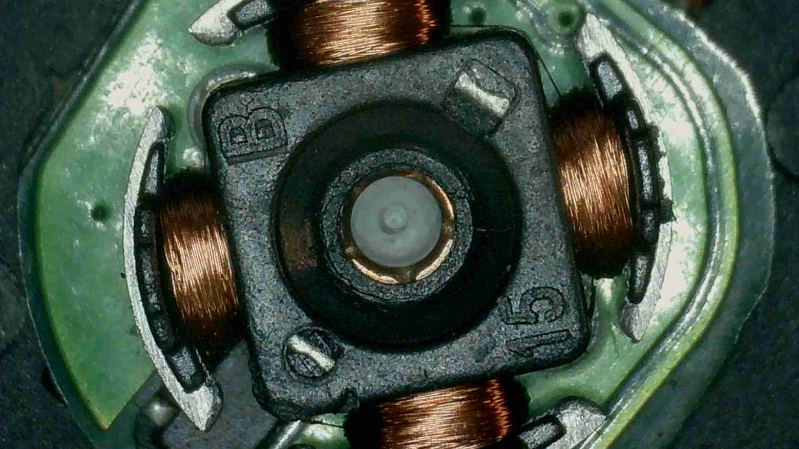 Plantower vs Sensirion — вскрываем лазерные датчики пыли - 9