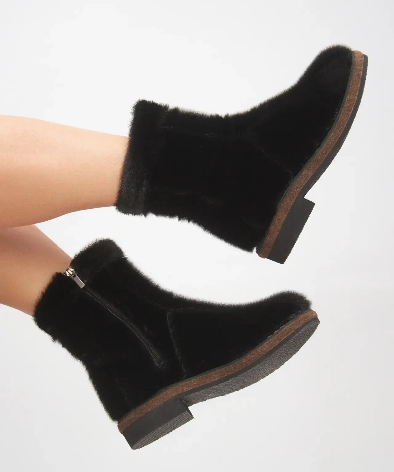 Я режу кожу на советских станках и делаю 15 млн в год без маркетплейсов - 3 Я режу кожу на советских станках и делаю 15 млн в год без маркетплейсов - 3