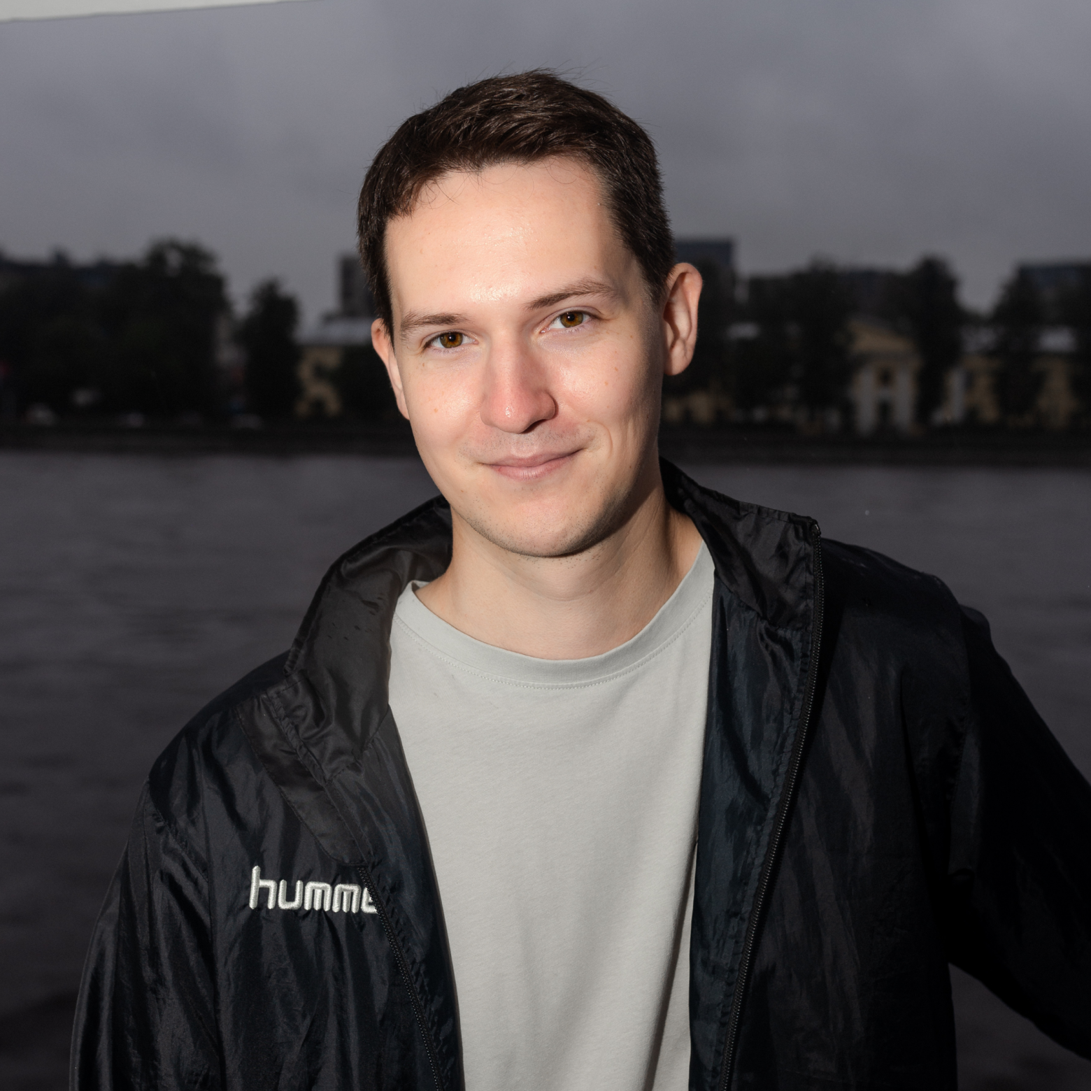 LoRA не помогла: как мы дообучали Mistral 7B на русском и что в итоге сработало - 1