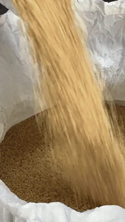 Я ушла с маркетплейсов, стою у пресса без выходных, зарабатываю 400 тысяч в месяц и счастлива - 3 Я ушла с маркетплейсов, стою у пресса без выходных, зарабатываю 400 тысяч в месяц и счастлива - 3