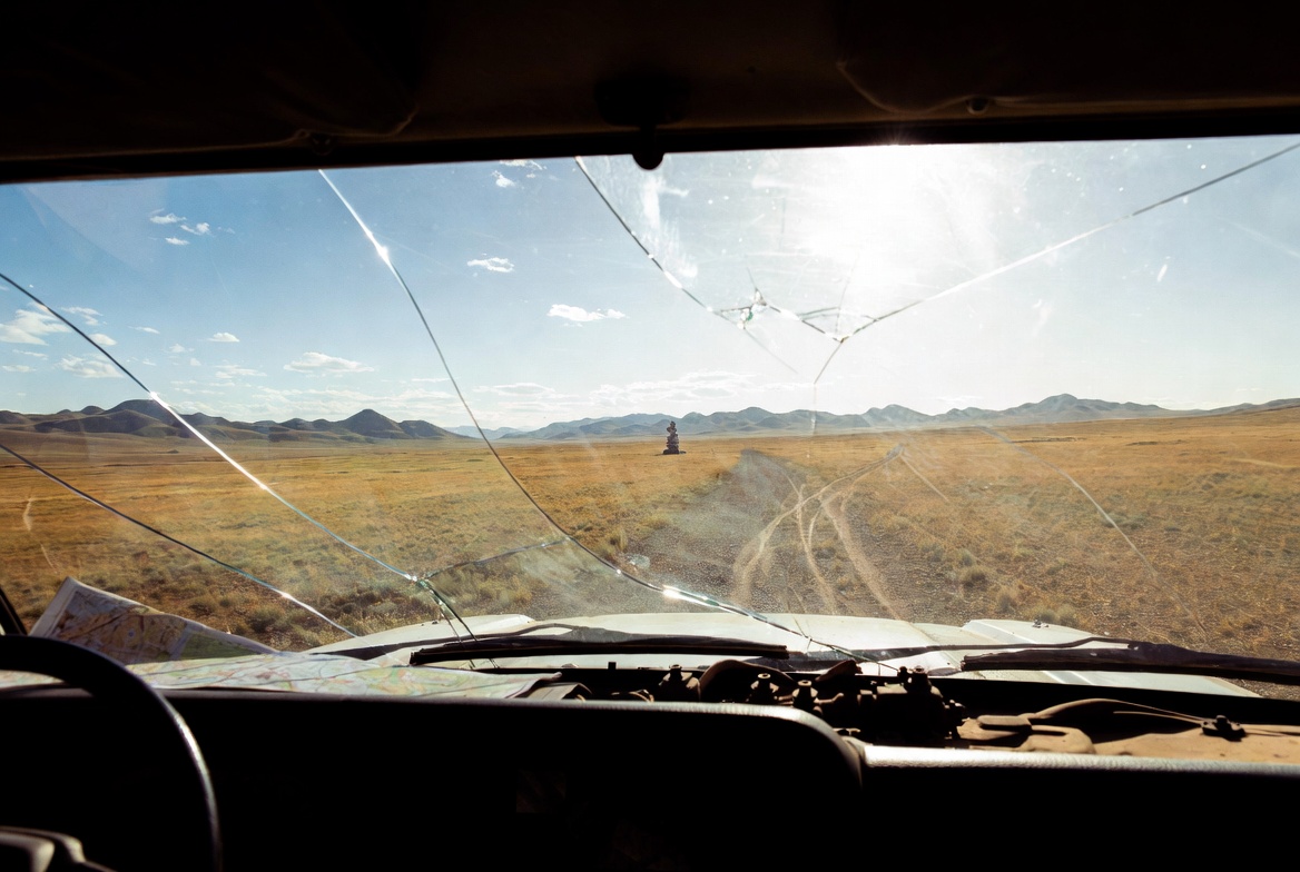 Степь Монголии — типовой контекст использования приложения