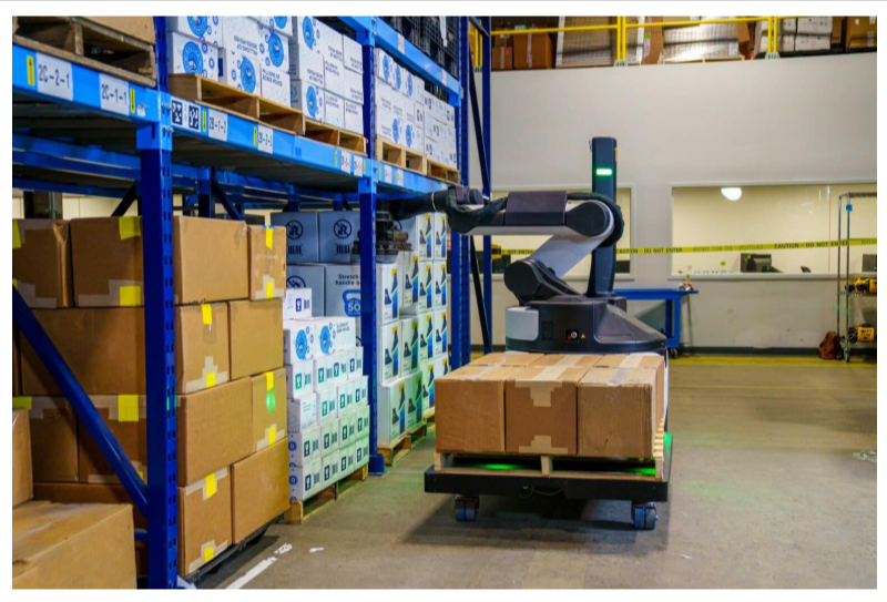 Stretch — робот для складов и логистики. Источник: https://bostondynamics.com/