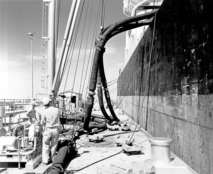 Как Maersk пережила две мировые войны, гибель флота и стала судоходным монстром на 30 млрд - 21
