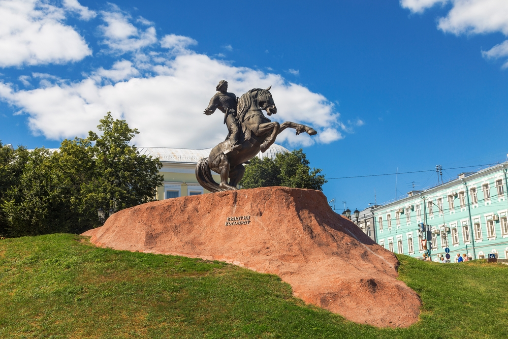 Памятник Евпатию Коловрату 
