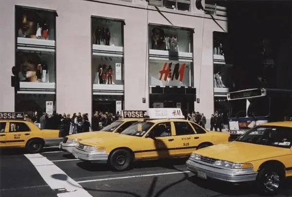 Первый H&M в США в Нью-Йорке.  