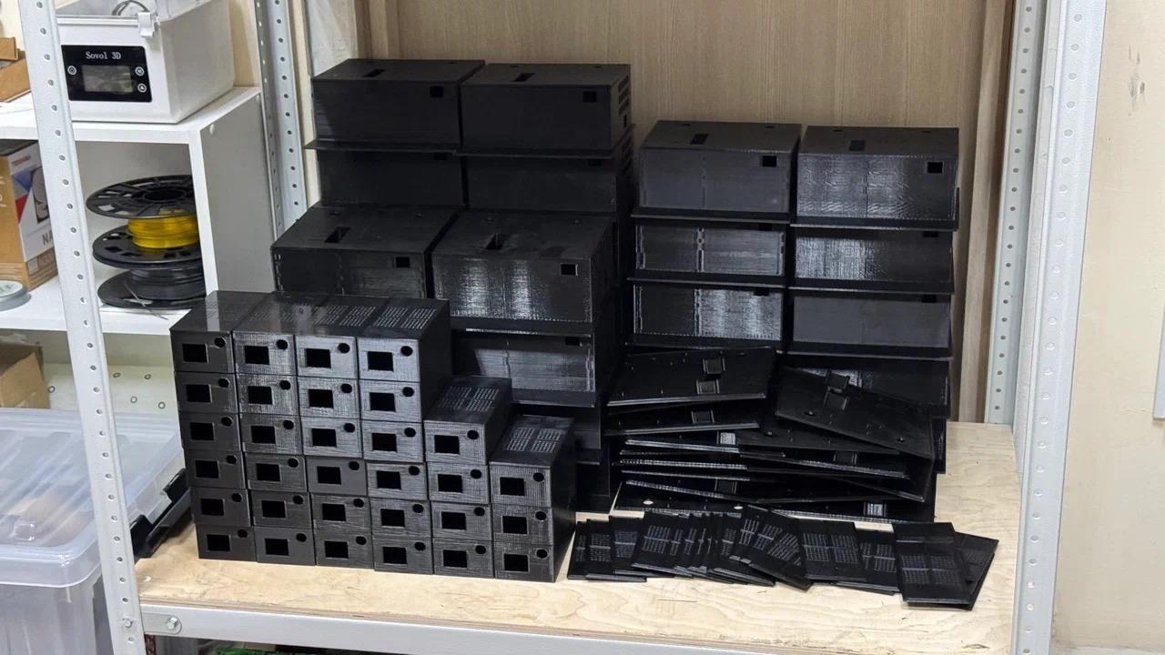 Корпуса печатаем партиями для тех, кто делает свое оборудование, — это и есть тот заказ, что возвращается снова и снова